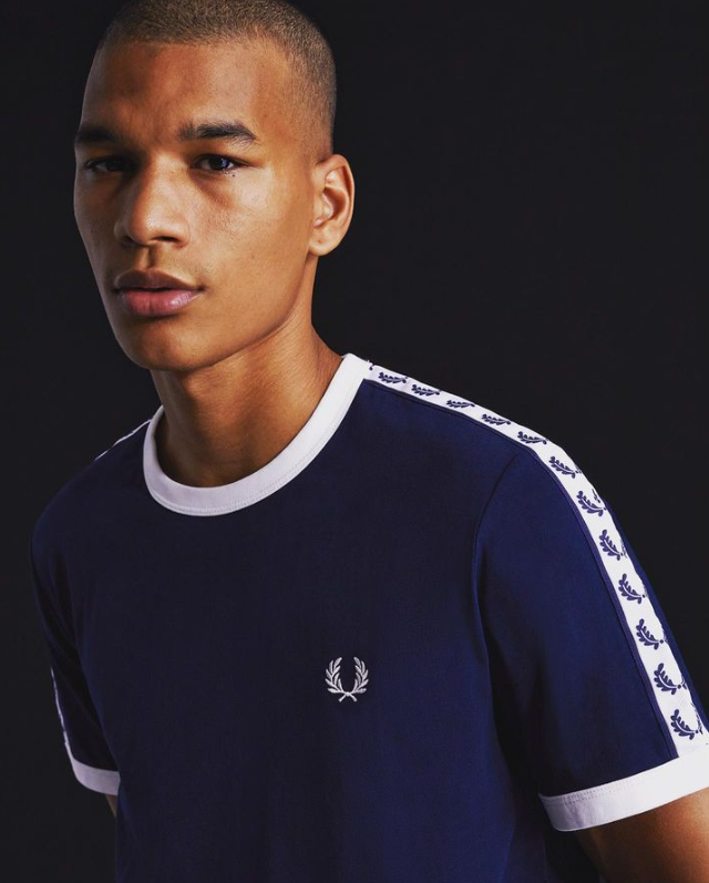 Camiseta con ribetes y cinta de Fred Perry